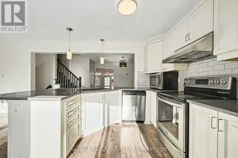 407 White Arctic Avenue Ottawa ON K2J 5W5