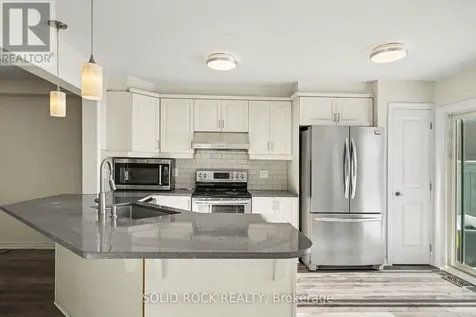 407 White Arctic Avenue Ottawa ON K2J 5W5