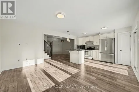 407 White Arctic Avenue Ottawa ON K2J 5W5