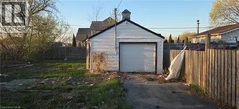 411 Highway 8 Stoney Creek ON L8G 1G1