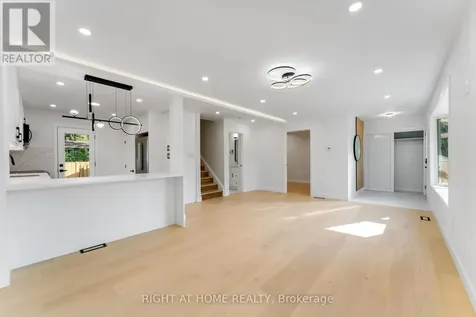 2700 Priscilla Street Ottawa ON K2B 7E2