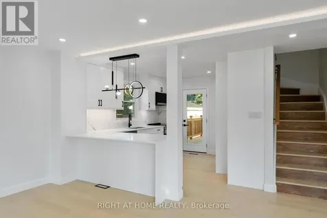 2700 Priscilla Street Ottawa ON K2B 7E2