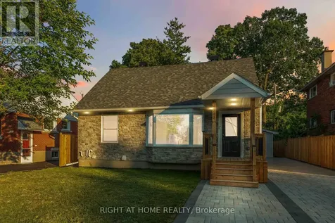 2700 Priscilla Street Ottawa ON K2B 7E2