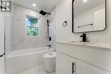 2700 Priscilla Street Ottawa ON K2B 7E2