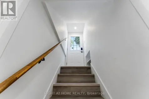 2700 Priscilla Street Ottawa ON K2B 7E2