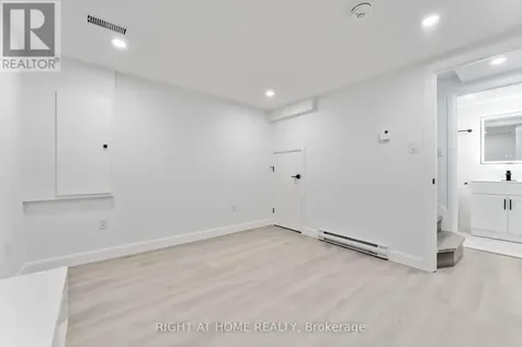 2700 Priscilla Street Ottawa ON K2B 7E2