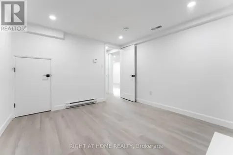 2700 Priscilla Street Ottawa ON K2B 7E2
