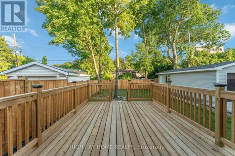 2700 Priscilla Street Ottawa ON K2B 7E2