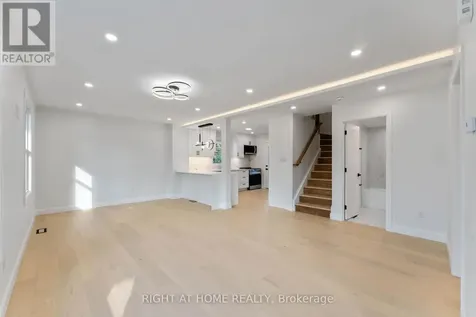 2700 Priscilla Street Ottawa ON K2B 7E2