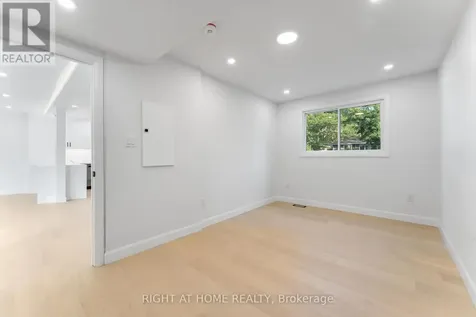 2700 Priscilla Street Ottawa ON K2B 7E2