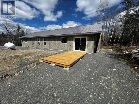 8707 Highway 535 N Markstay ON P0M 2G0