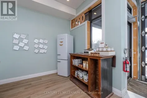 17 Armstrong Street Orangeville ON L9W 3H6