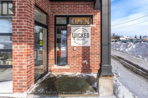 17 Armstrong Street Orangeville ON L9W 3H6