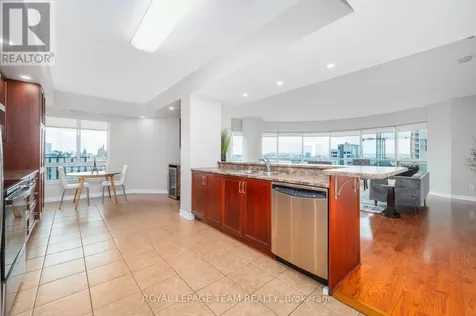 200 Rideau Street Ottawa ON K1N 5Y1