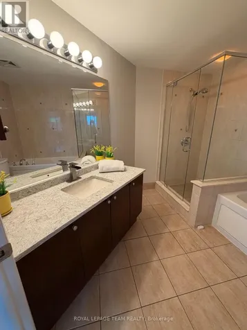 200 Rideau Street Ottawa ON K1N 5Y1