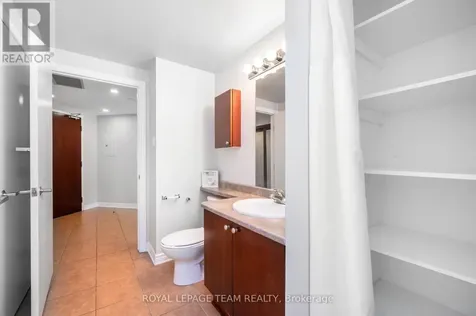 200 Rideau Street Ottawa ON K1N 5Y1