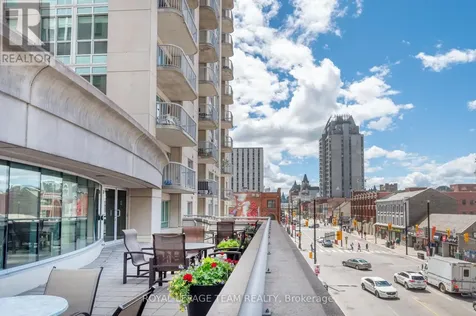 200 Rideau Street Ottawa ON K1N 5Y1