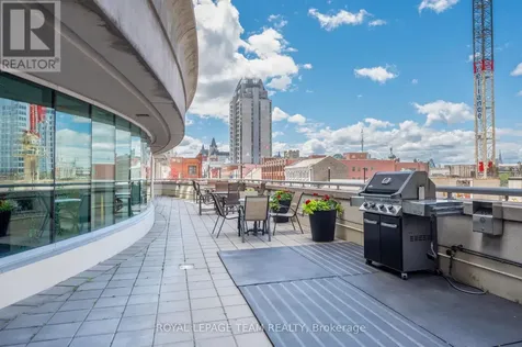 200 Rideau Street Ottawa ON K1N 5Y1