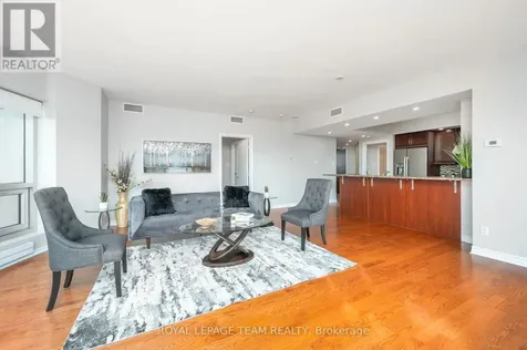 200 Rideau Street Ottawa ON K1N 5Y1
