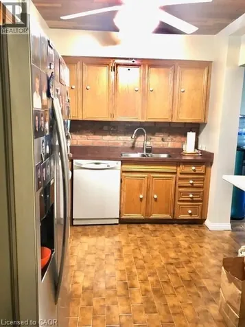 40 Harrisford Street Hamilton ON L8K 6N1