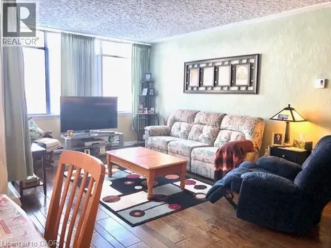 40 Harrisford Street Hamilton ON L8K 6N1