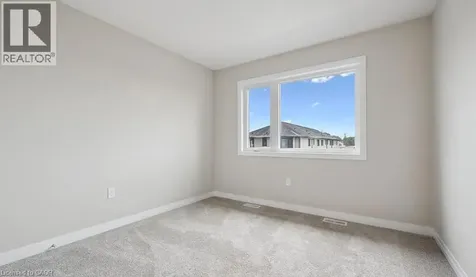 60 Ayr Meadows Crescent Ayr ON N0B 1E0