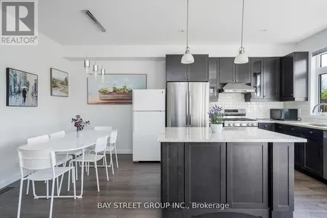 142 Yellow Birch Crescent Blue Mountains ON L9Y 0R4
