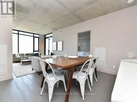 203 Catherine Street Ottawa ON K2P 1J5