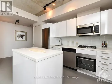 203 Catherine Street Ottawa ON K2P 1J5