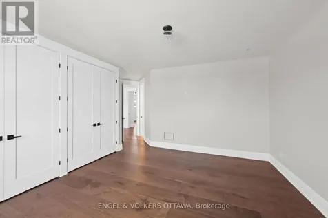 432 Ashbee Court Ottawa ON K4M 0A8