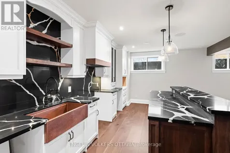432 Ashbee Court Ottawa ON K4M 0A8