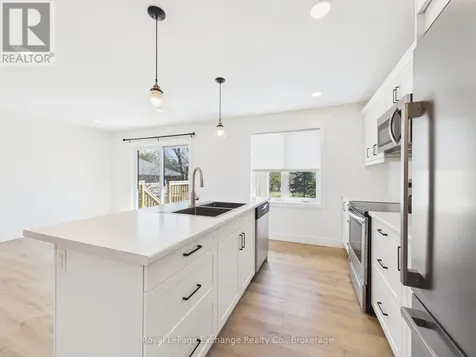 1085 Sutton Street Kincardine ON N2Z 2G1