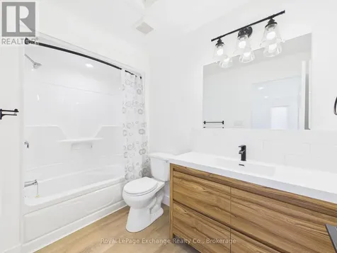 1085 Sutton Street Kincardine ON N2Z 2G1