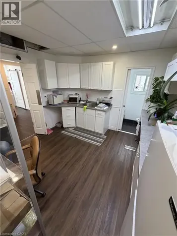 239 Brant Avenue Brantford ON N3T 3J4