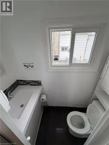 239 Brant Avenue Brantford ON N3T 3J4