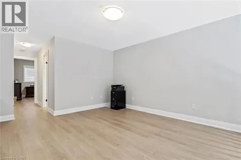 24 Tamarack Way Simcoe ON N3Y 4Z6