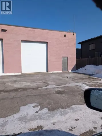 16 Community Avenue Hamilton ON L8E 2Y2