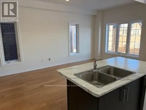 1113 Skyridge Boulevard Pickering ON L1X 2R2