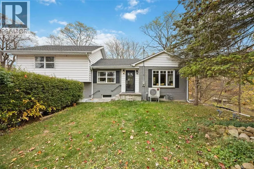 2006 Olive Avenue Sarnia ON N0N 1C0