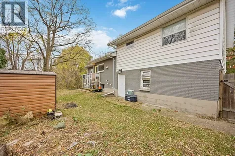 2006 Olive Avenue Sarnia ON N0N 1C0