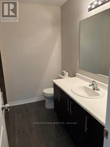 1085 Skyridge Boulevard Pickering ON L1X 0M8