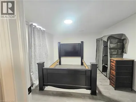 92 Copperfield Crescent Chatham ON N7M 5X6