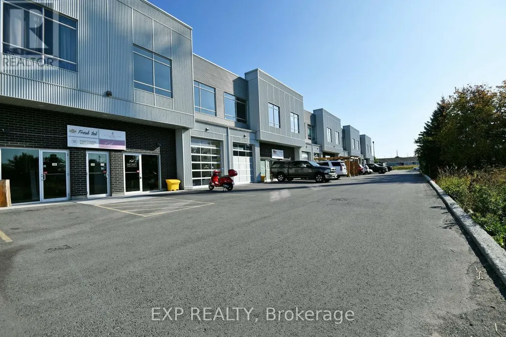 65 Denzil Doyle Court Ottawa ON K2M 2G8