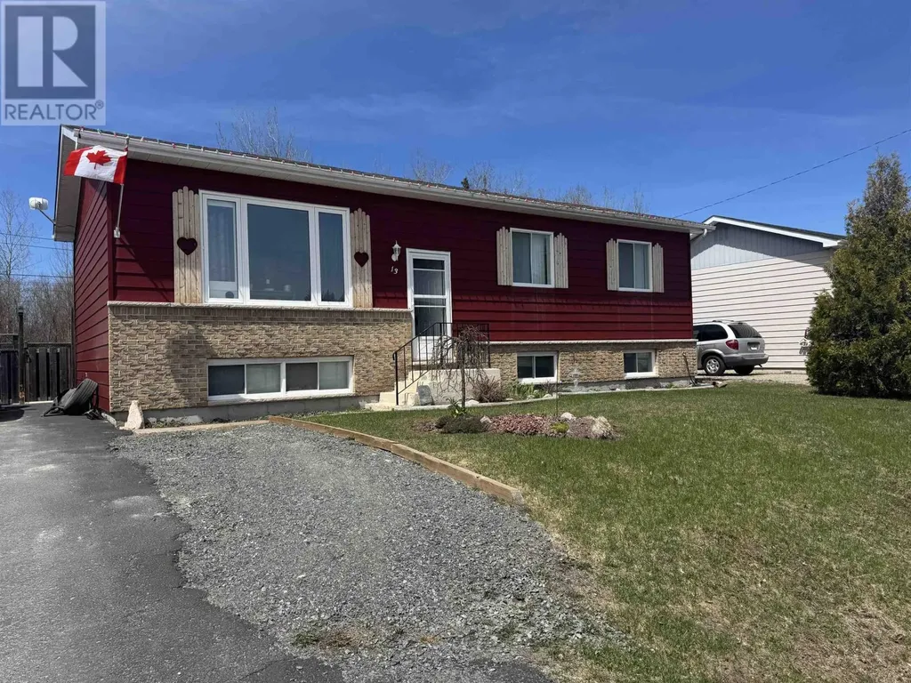 13 Moose Drive Manitouwadge ON P0T 2C0