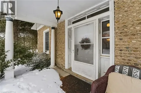 899 Keg Lane Paris ON N3L 3E2