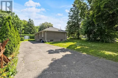 467-469 Braydon Avenue Ottawa ON K1G 0W7