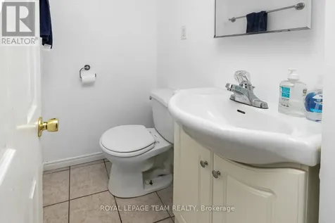 467-469 Braydon Avenue Ottawa ON K1G 0W7