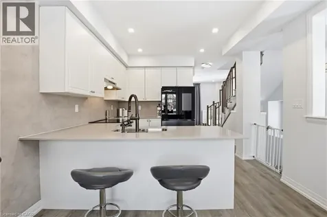 185 Bedrock Drive Stoney Creek ON L8J 0M5