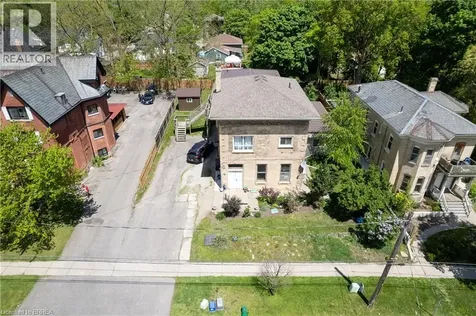 84 Sheridan Street Brantford ON N3T 2R4