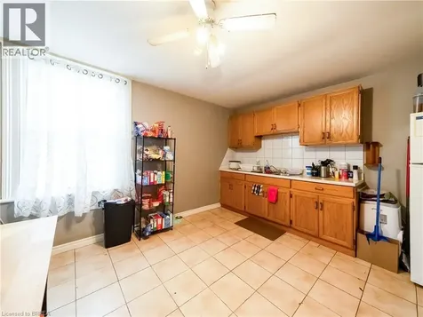 84 Sheridan Street Brantford ON N3T 2R4